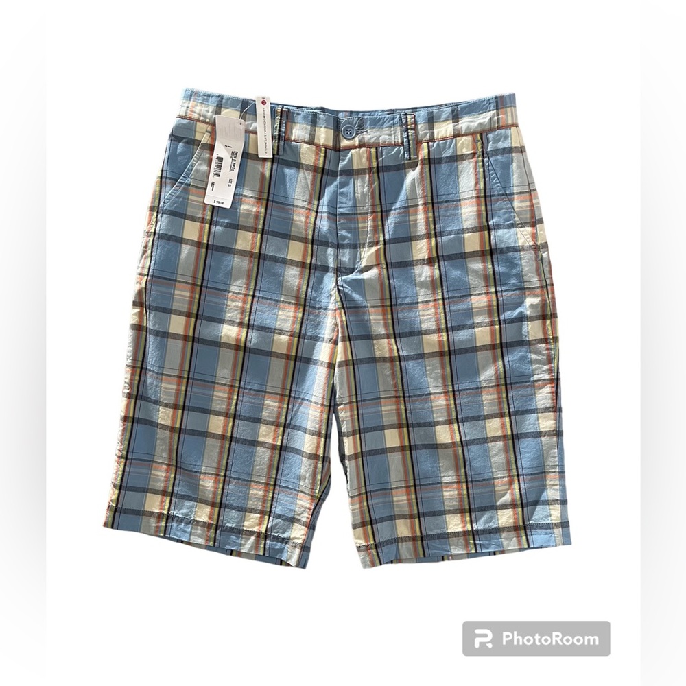 Lacoste Men’s Plaid Shorts. Size 33.